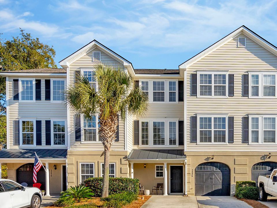 1st image of 2886 Woodland Park Dr