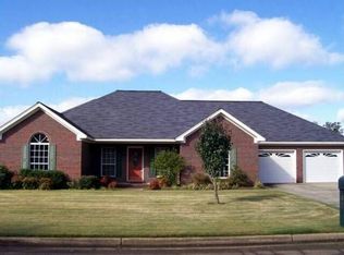 198 Rogers Way, Columbus, MS 39702