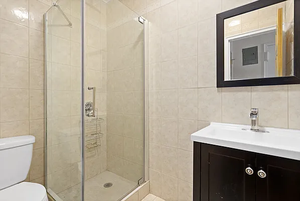 Rented by Compass | media 9