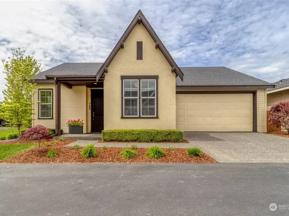766 SE Nuthatch Drive, College Place, WA 99324