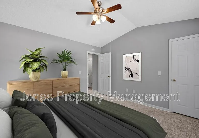 500 Jackson Park Rd #12 — Photo 24