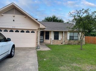 2129 Cay Ct, Irving, TX 75060