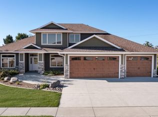 1011 Community Loop, Bismarck, ND 58503