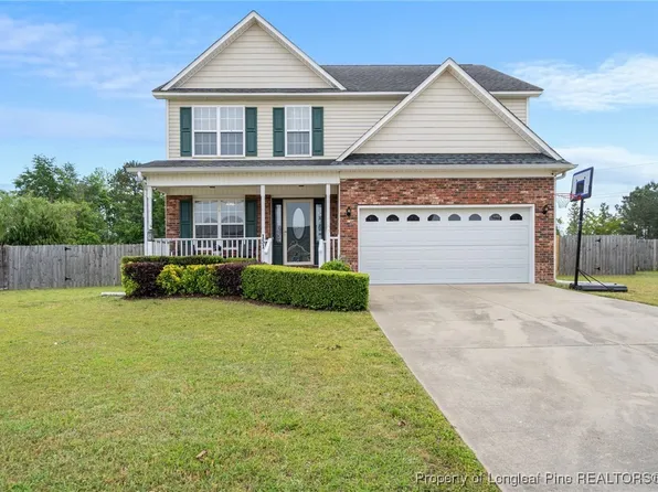 151 Sandspur Ct, Raeford, NC 28376