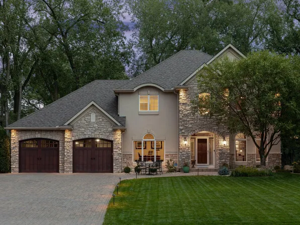 320 Louisiana Ave N, Golden Valley, MN 55427