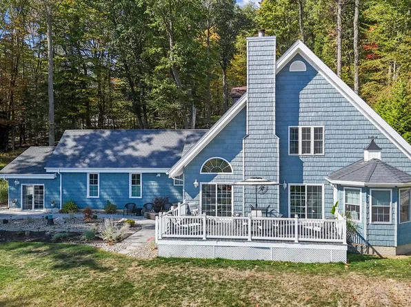 15306 Treasure Lake Rd, Du Bois, PA 15801