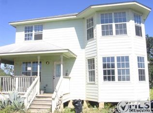 6 Nico Tyme Rd, Elmendorf, TX 78112