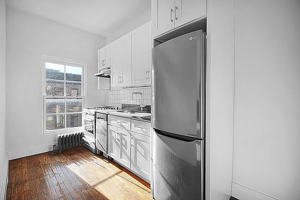 1st image of 231 W 13th St APT 5