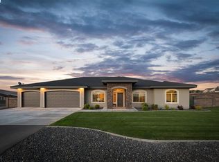 72404 E Reata Rd, Kennewick, WA 99338
