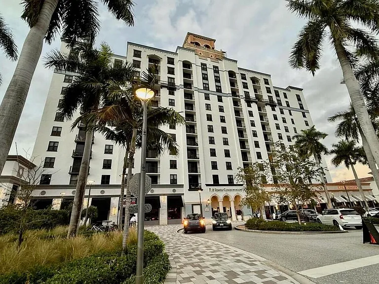 651 Okeechobee Blvd #808 — Photo 1