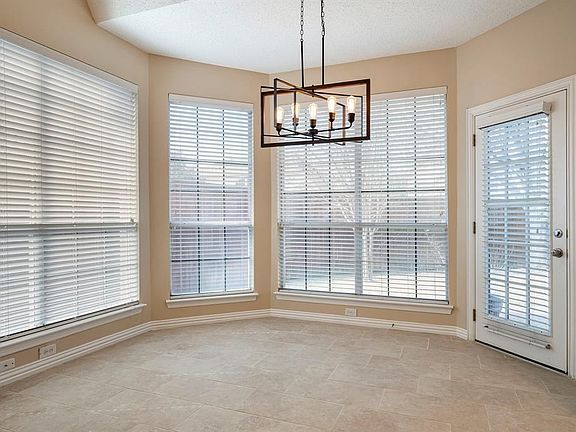 3rd image of 3617 Branchwood Dr