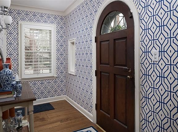 4th image of 2209 W 50th St