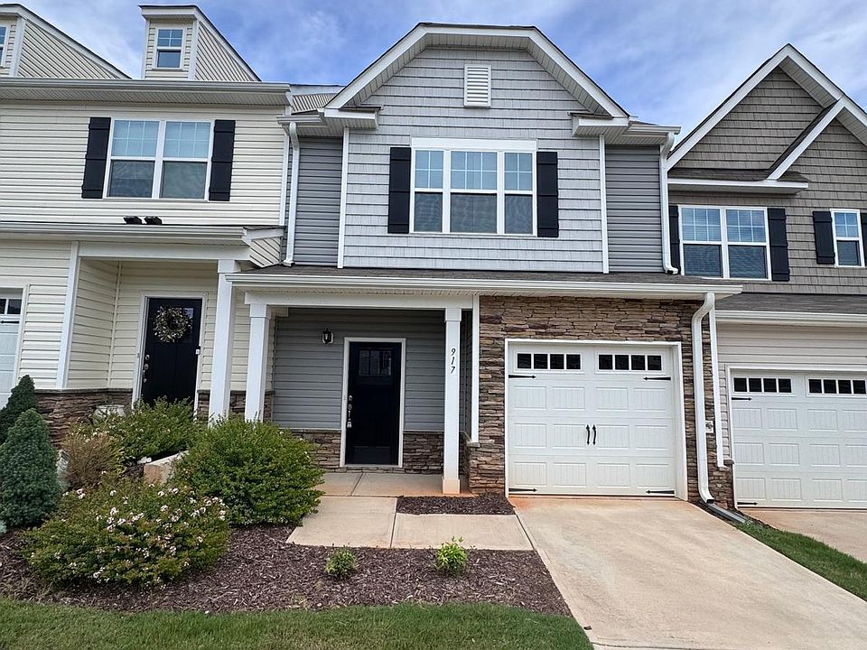 1st image of 917 Hillman Ln