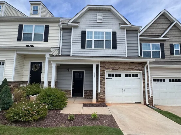 917 Hillman Ln, Mebane, NC 27302