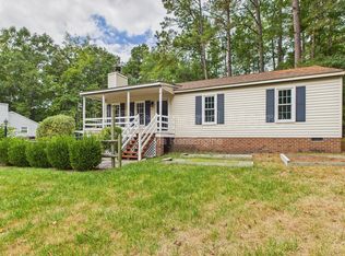 11220 Sunfield Dr, Midlothian, VA 23112