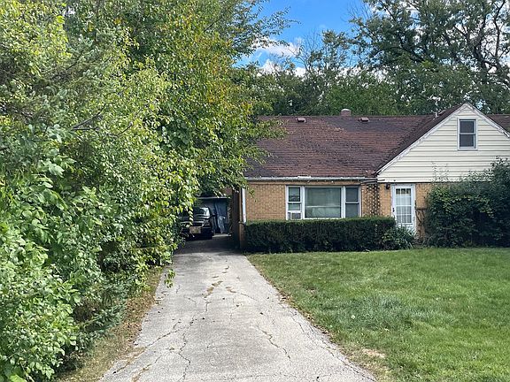 3rd image of 6 435 Richmond Ave