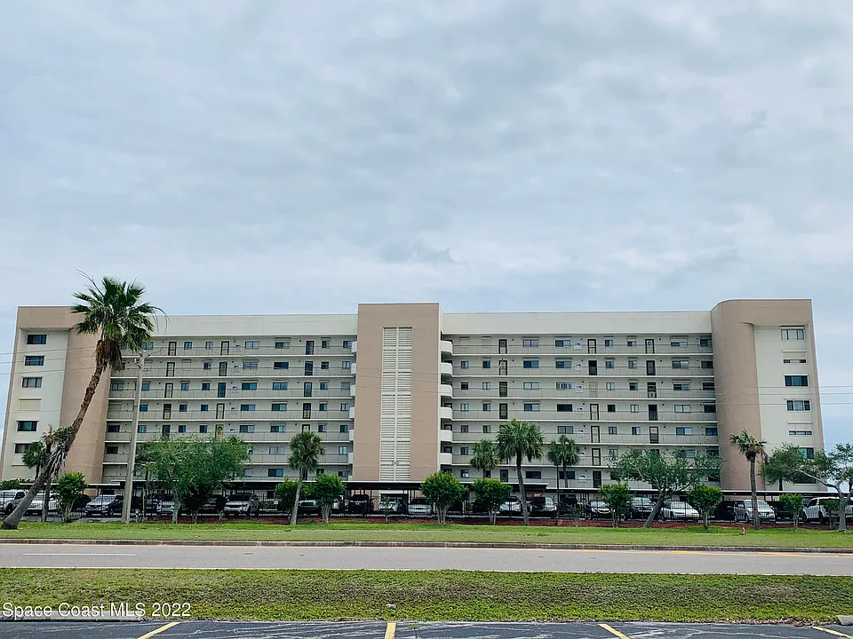 200 S Sykes Creek Pkwy #604
