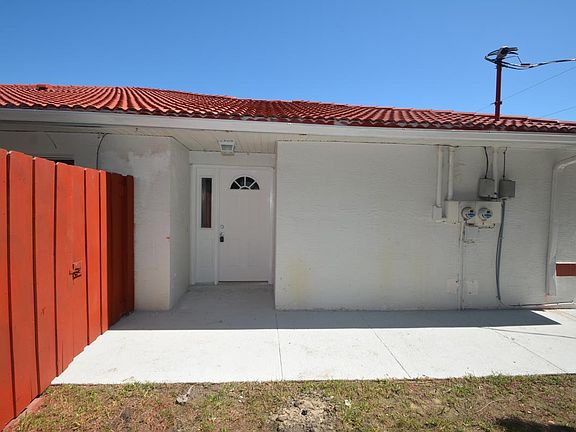 3rd image of 222 Coral Reef Ct N #A