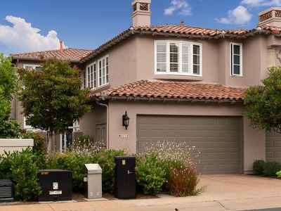 9773 Claiborne Sq, La Jolla, CA, 92037