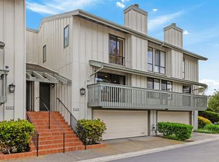 8256 Caminito Modena, La Jolla, CA 92037