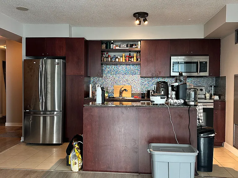 373 Front St W #2305 — Photo 4