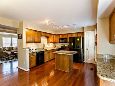 7458 Gadsby Sq, Alexandria, VA, 22315