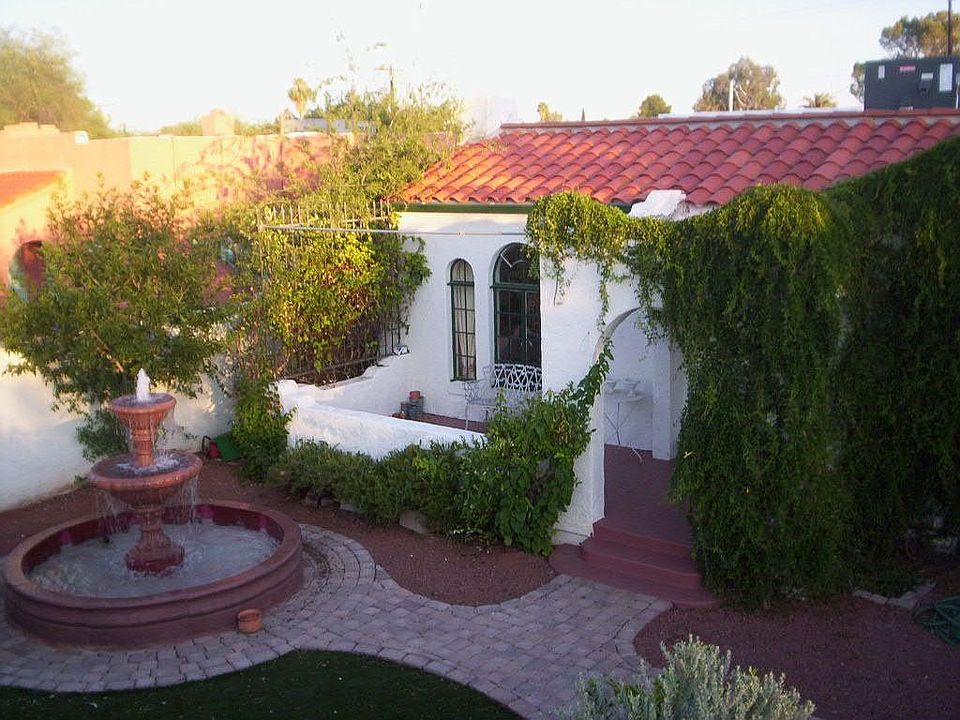 low care front yard and fountain
