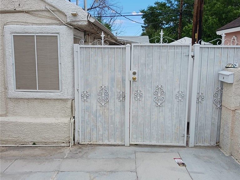 1133 S 15th St, Las Vegas, NV