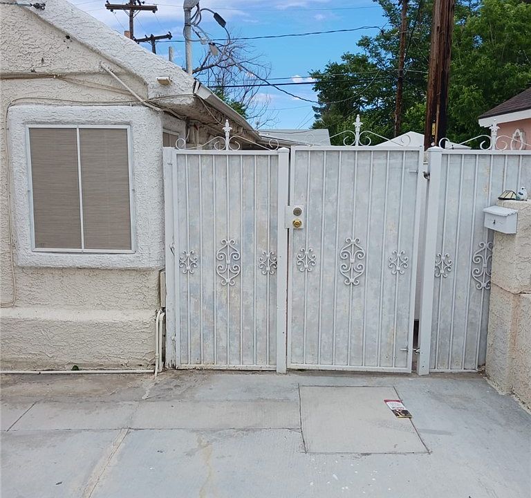 1st image of 1133 S 15th St