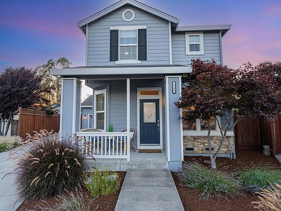 2nd image of 1266 Seghesio Way