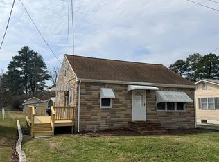 7158 Bunting Rd, Chincoteague, VA 23336
