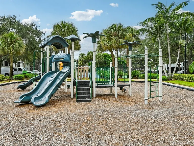 Legacy at Palm Aire — Photo 15