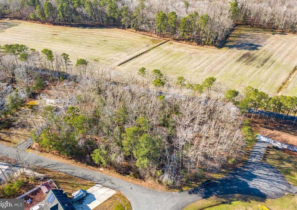 1st image of 37620 Fenwick Cir