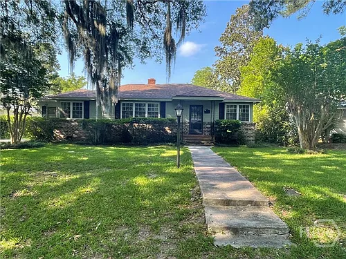 317 Oxford Dr Photo 1