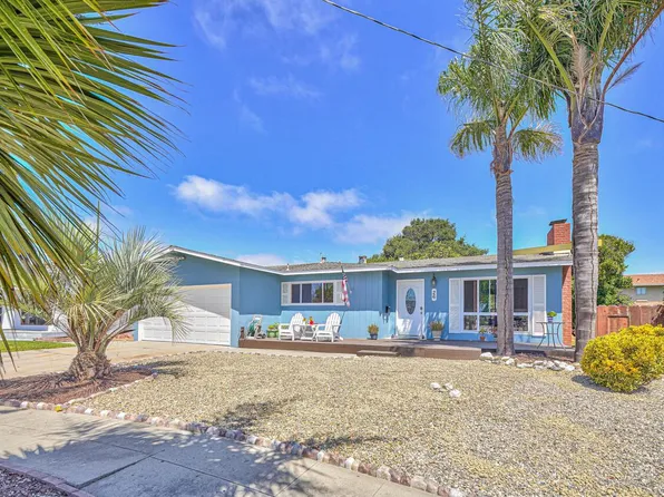 26 Young Dr, Salinas, CA 93901