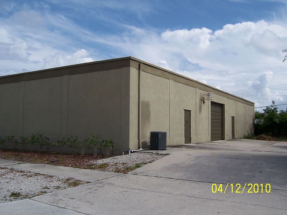 2nd image of 108 NW 4th St