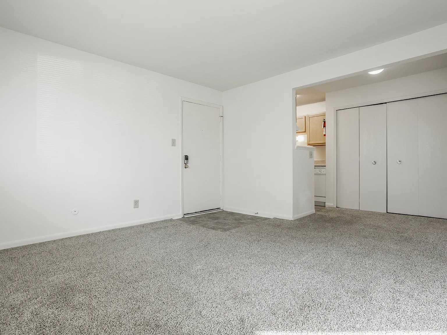 Polo Run Apartments — Photo 2