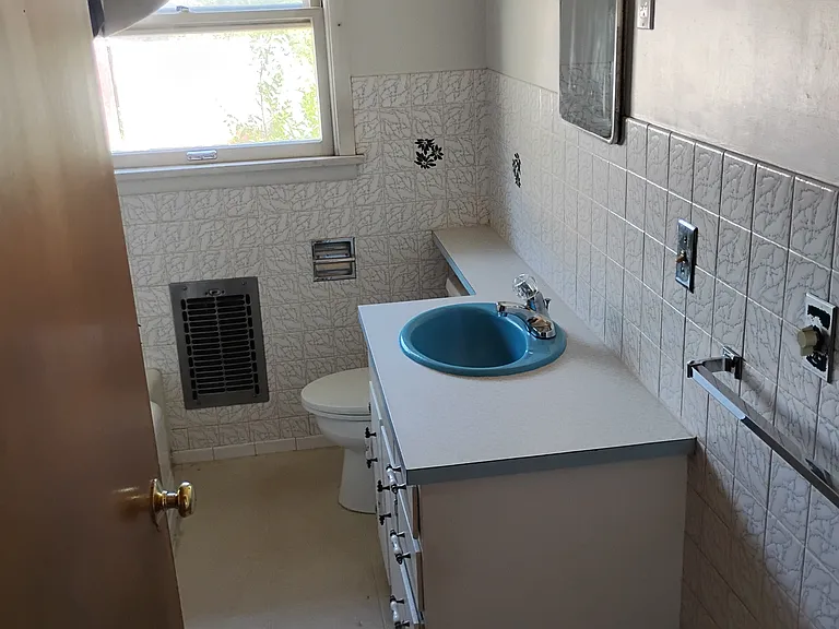 3019 E Boone Ave #A — Photo 12