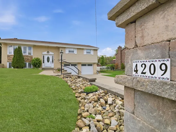 4209 Frederick Dr, New Kensington, PA 15068