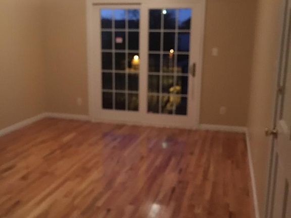 2nd image of 355 13th Ave Floor 2