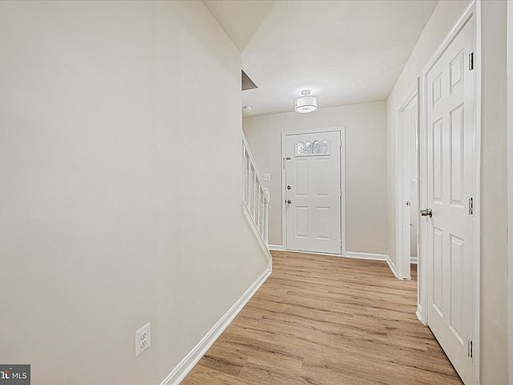 3rd image of 1210 Scattered Pines Ct