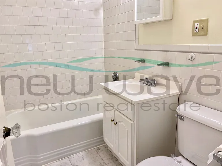 379 Commonwealth Ave #3 — Photo 9