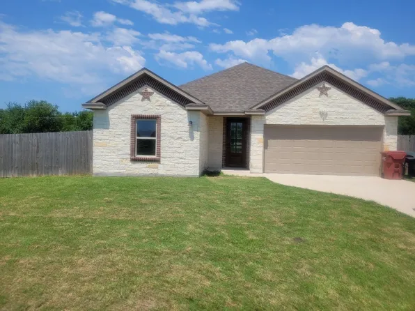 1100 N Atkins Dr, Celeste, TX 75423