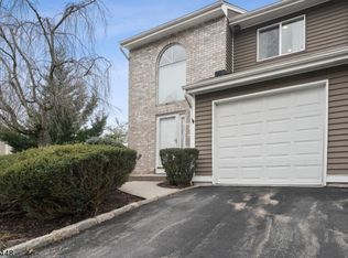 140 Castle Ridge Dr, East Hanover, NJ 07936