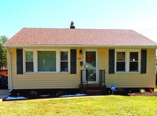 3582 Long Dr, Saint Ann, MO 63074