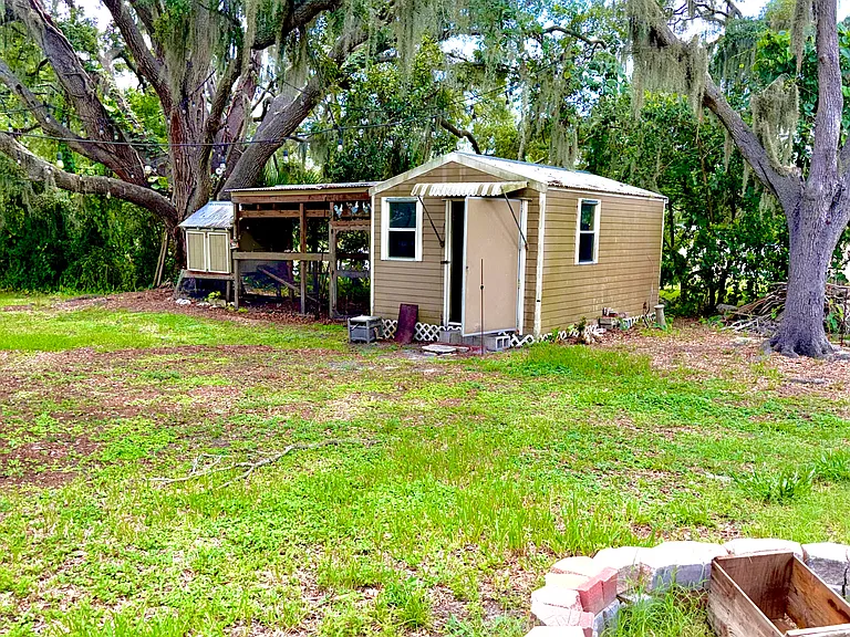 11007 Riverview Dr — Photo 20