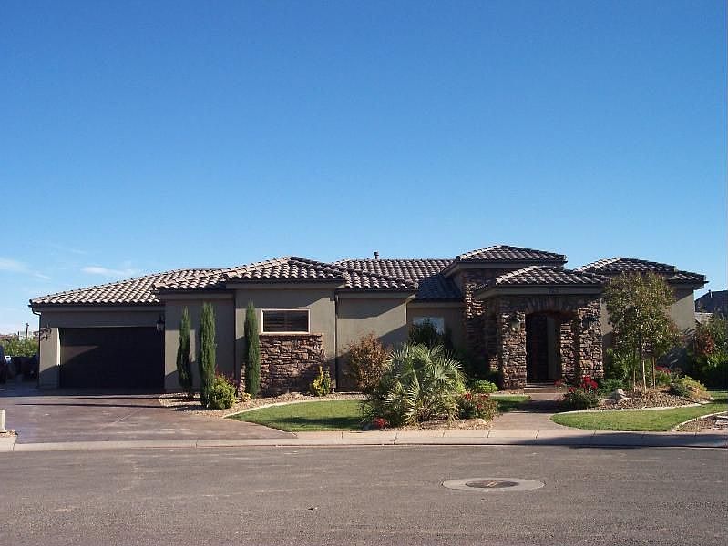 1st image of 763 Swiss Haven Cir