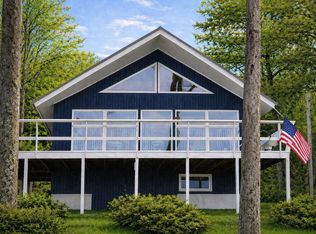 712 Wilfred King Rd, Ellenburg Depot, NY 12935