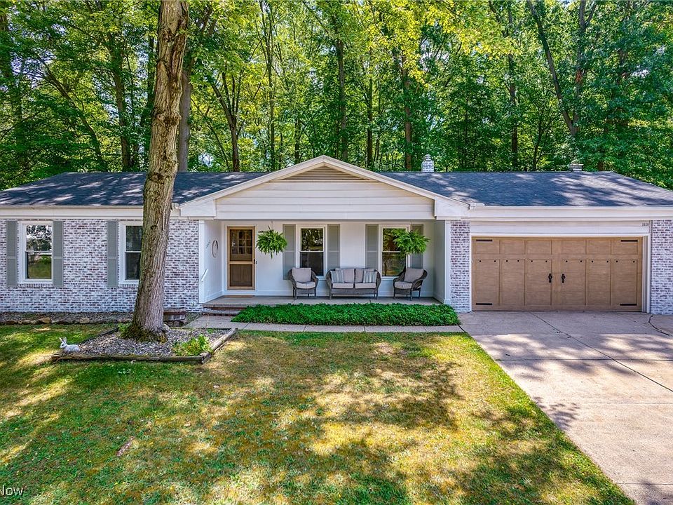 1st image of 2028 Willowdale Dr