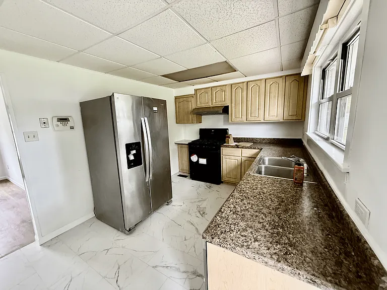 115 Northwestern Ave #115A — Photo 4